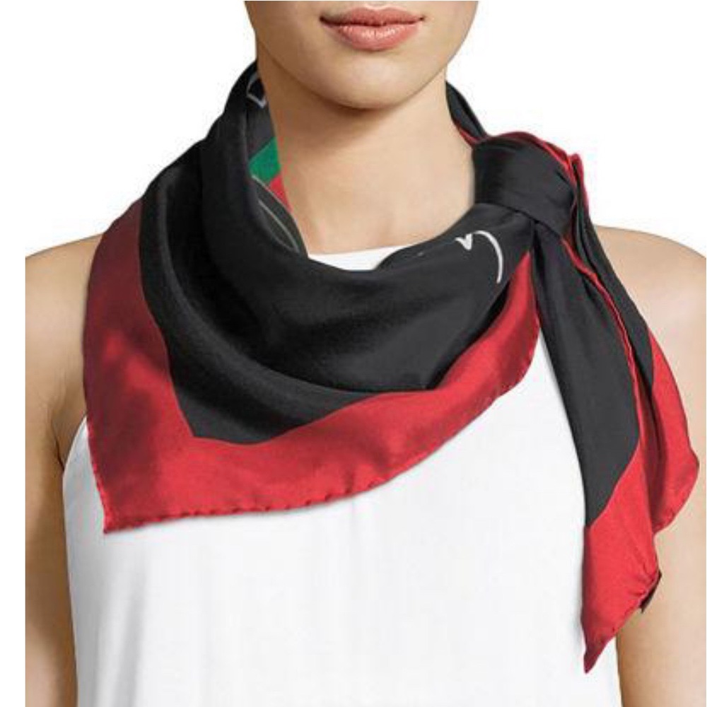 Gucci future se twill scarf